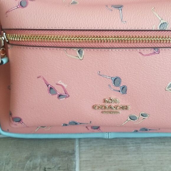 NWT Coach Backpack Sunglasses Medium Charlie Bag Summer Print main image 8